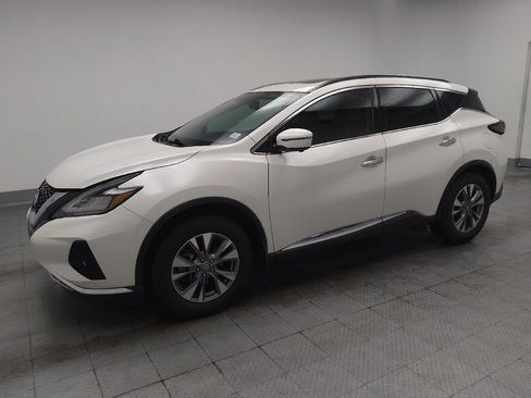 Used 2019 Nissan Murano SV w/ Premium Package FWD image 2