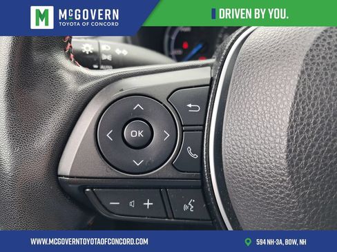 Used 2022 Toyota RAV4 SE w/ Weather & Moonroof Package AWD/4WD image 28