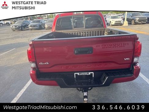 Used 2020 Toyota Tacoma SR AWD/4WD image 9
