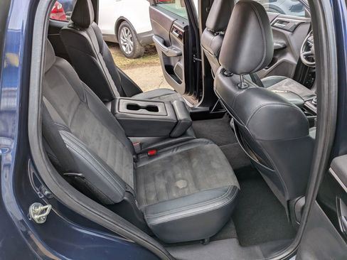 Used 2022 Mitsubishi Outlander SE image 38