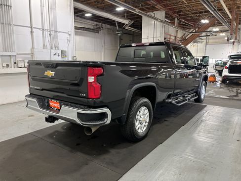 Certified 2022 Chevrolet Silverado 2500 LTZ w/ LTZ Convenience Package AWD/4WD image 7