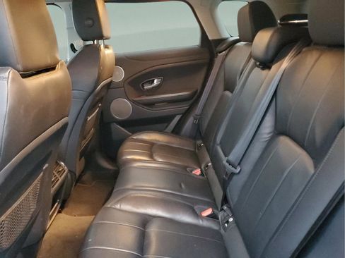 Used 2017 Land Rover Range Rover Evoque SE image 11