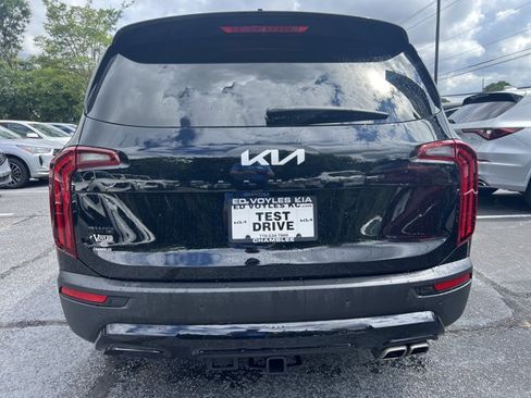 Used 2022 Kia Telluride EX w/ EX Premium Package AWD/4WD image 4