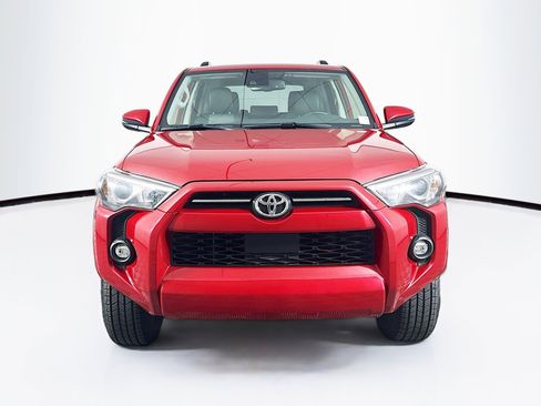 Used 2024 Toyota 4Runner SR5 Premium image 2