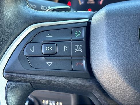 Certified 2021 Jeep Grand Cherokee L Limited image 17