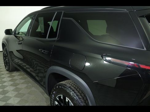 Used 2025 Chevrolet Traverse Z71 w/ Driver Confidence Package image 20