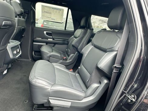 New 2026 Ford Expedition Max Platinum w/ Stealth Appearance Package image 30