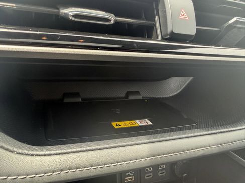 Used 2023 Toyota Highlander XLE FWD image 28