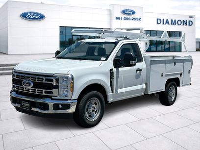 New 2025 Ford F350 XL w/ XL Chrome Package