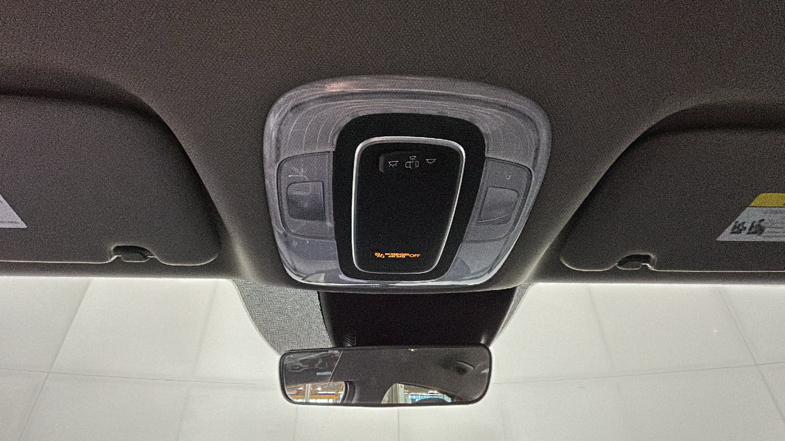 Used 2025 Hyundai Elantra Sport FWD image 31