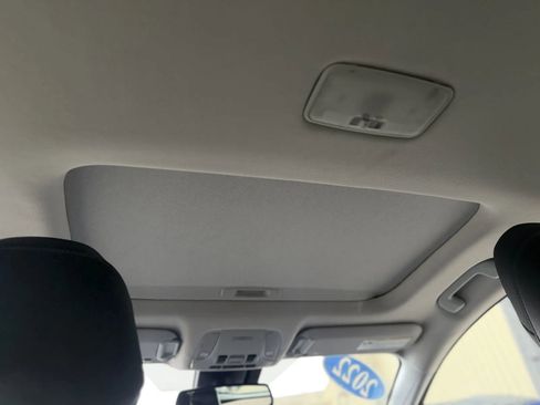 Used 2022 Toyota Prius Limited image 20