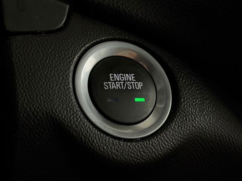 Used 2019 Chevrolet Equinox LT image 29