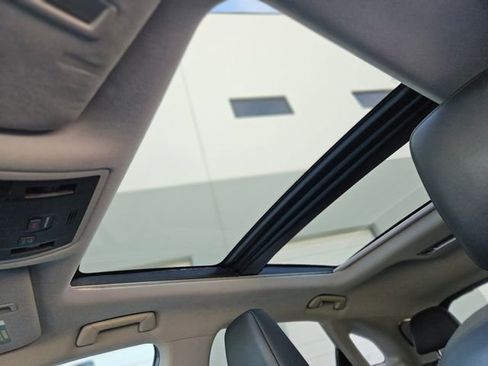 Used 2017 Lexus RX 350 AWD w/ Premium Package image 18