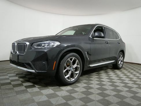 Used 2023 BMW X3 xDrive30i w/ Premium Essential Package image 7