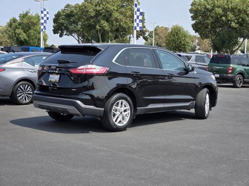 Certified 2024 Ford Edge SEL AWD/4WD image 4