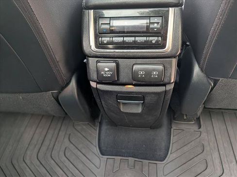 Used 2021 Subaru Ascent Touring AWD/4WD image 17