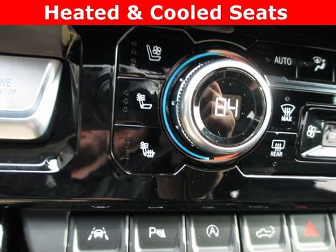 Used 2022 GMC Sierra 1500 AT4 w/ AT4 Premium Package image 19