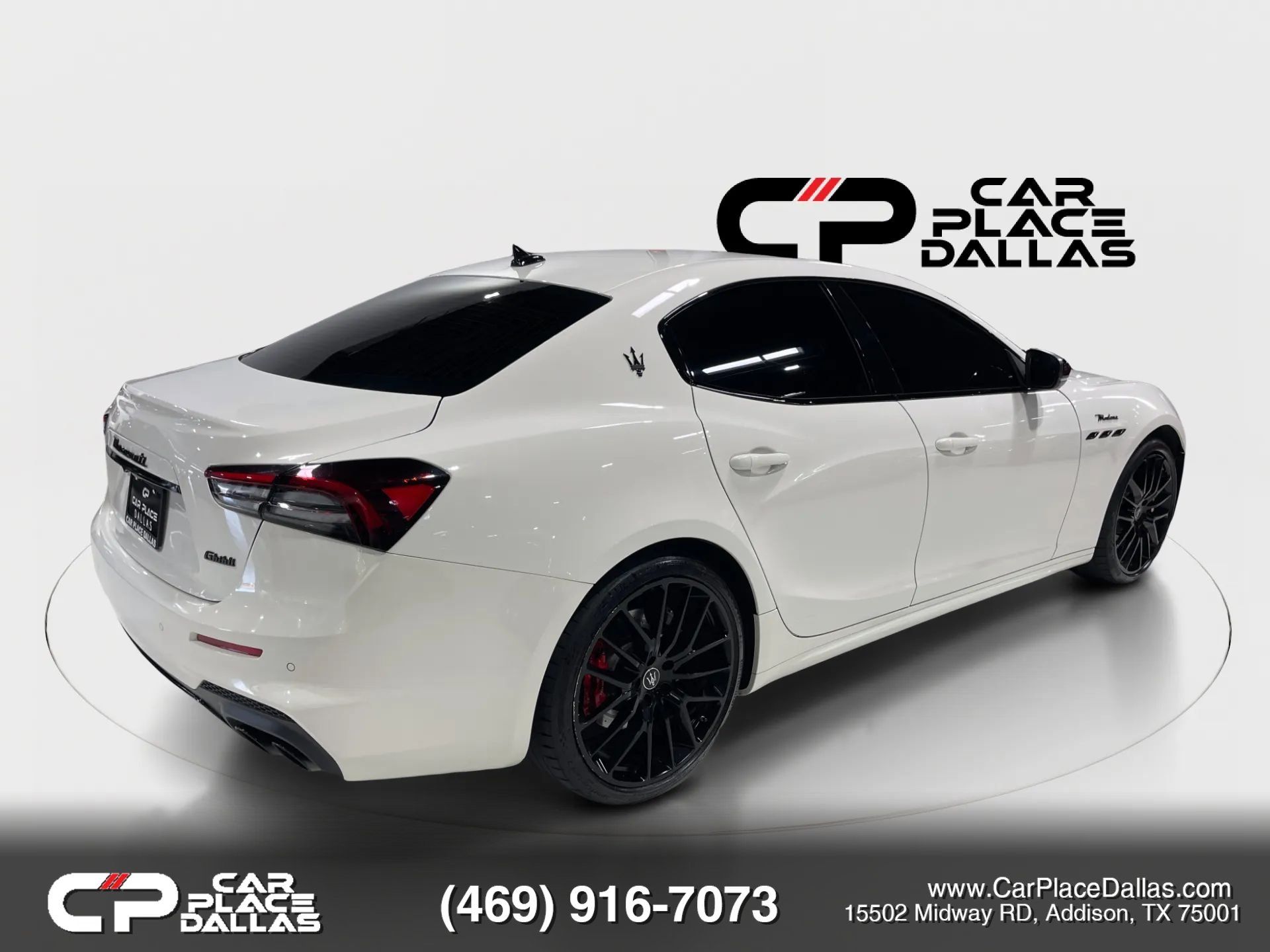 Used 2023 Maserati Ghibli Modena RWD image 13