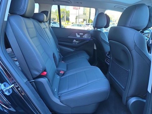 New 2026 Mercedes-Benz GLS 450 4MATIC image 14
