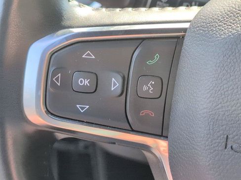 Used 2024 RAM 1500 Laramie RWD image 31
