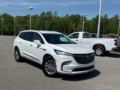 Used 2023 Buick Enclave Essence