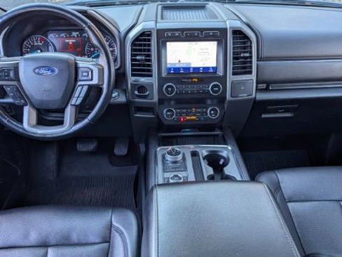 Used 2021 Ford Expedition Max XLT image 25