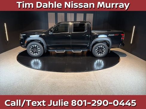 Used 2023 Nissan Frontier PRO-4X w/ Pro Convenience Package AWD/4WD image 3