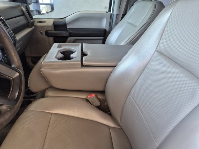 Used 2019 Ford F250 XL w/ Power Equipment Group RWD image 7