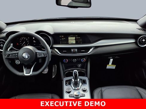 New 2025 Alfa Romeo Stelvio Sprint image 11