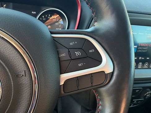 Used 2018 Jeep Compass Trailhawk w/ Leather Interior Group image 15