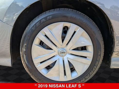 Used 2019 Nissan Leaf S w/ S Charge Package FWD image 9