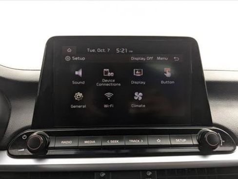 Used 2023 Kia Forte LXS image 29