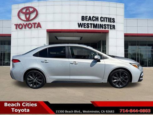 Certified 2025 Toyota Corolla SE w/ SE Premium Package FWD image 13