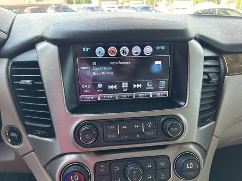 Used 2017 GMC Yukon Denali w/ Open Road Package RWD image 10