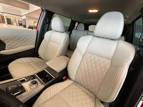 Used 2022 Mitsubishi Outlander SEL image 10