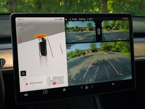 Used 2025 Tesla Model Y Long Range RWD image 31