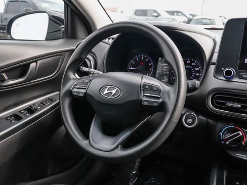 Used 2022 Hyundai Kona SEL image 15