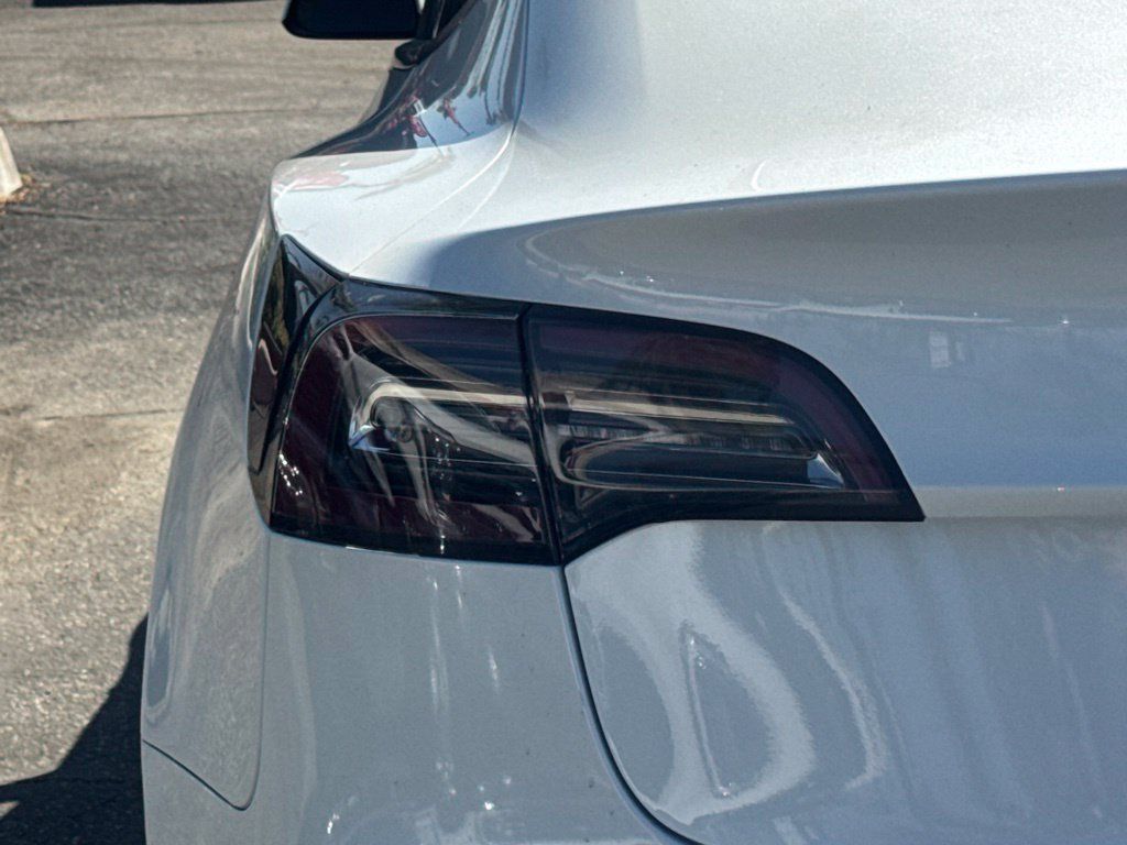 Used 2023 Tesla Model 3 Standard Range RWD image 16