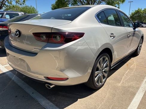 Used 2025 MAZDA MAZDA3 s FWD image 4