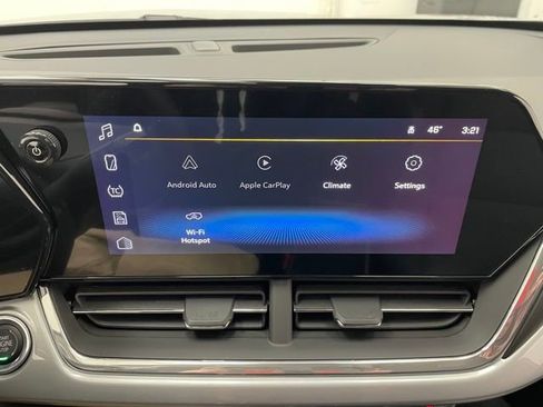 New 2026 Chevrolet Trax LT image 3