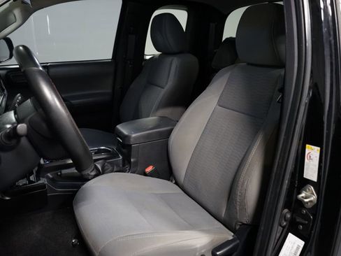 Used 2019 Toyota Tacoma SR RWD image 6