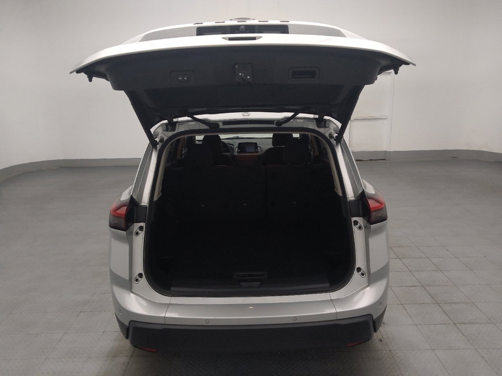 Used 2025 Nissan Rogue SV AWD/4WD image 29