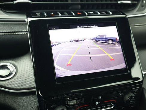 Certified 2024 Jeep Grand Cherokee L Laredo AWD/4WD image 18