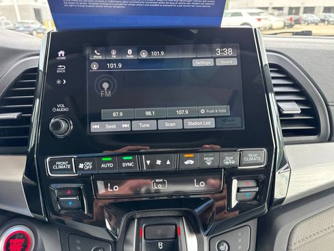 Used 2019 Honda Odyssey EX-L image 31