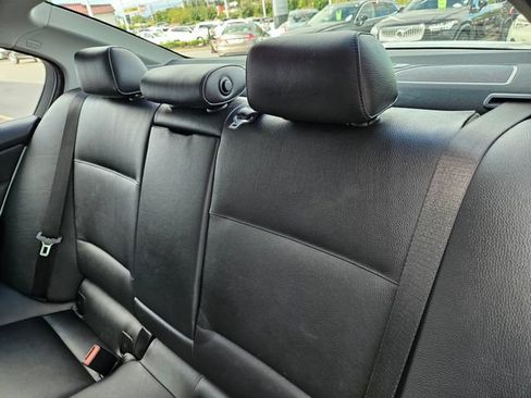 Used 2006 BMW 330i Sedan RWD image 13