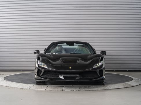 Used 2022 Ferrari F8 Tributo RWD image 8