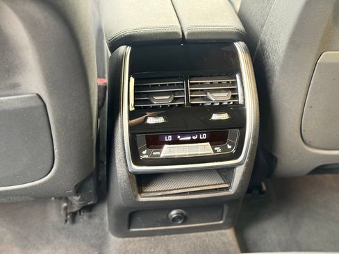 Used 2019 BMW X5 xDrive40i w/ Convenience Package AWD/4WD image 25