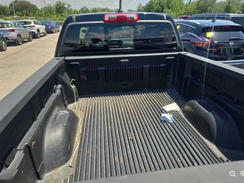 Used 2018 Chevrolet Colorado Z71 RWD image 8
