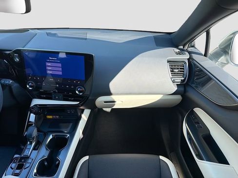 Used 2024 Lexus NX 350 AWD image 18