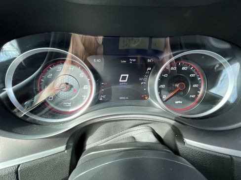 Used 2022 Dodge Charger SXT w/ Leather Interior Group RWD image 10
